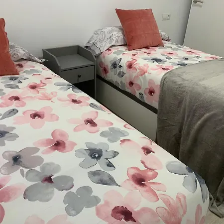 Apartamento—centro Parking Gratis Grupos Apartament