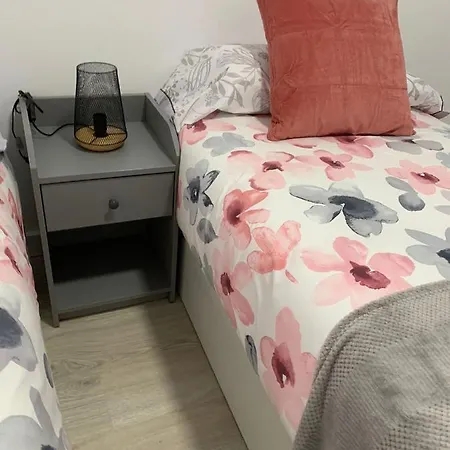 Apartamento—centro Parking Gratis Grupos Apartament