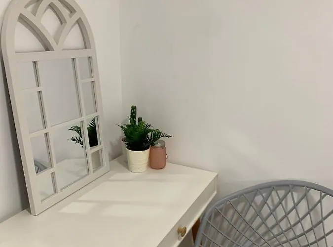Apartamento—centro Parking Gratis Grupos Apartment Malaga